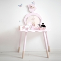 madchenzimmer-tisch-holz-rosa-kinderzimmer