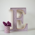 buchstabe-e-kinderzimmer-holz-lampe