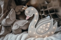 kinder-lampe-kinderzimmer-mädchen-schwan-prinzessin-[7683].jpg