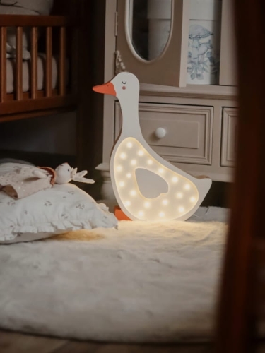nachtlicht-rustikal-gans-holzlampe.jpg