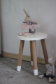 Kinderhocker-hocker-buche-rund-mit-socken