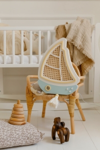 SCHIFF Lampe aus Holz für das Kinderzimmer – dimmbares Nachtlicht mit Timer & Fernbedienung