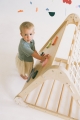 kinderzimmer-dreieck-holz-netz-klettern.jpg
